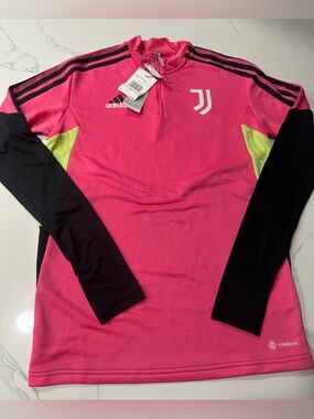Juventus Authentic Adidas Men’s Football / Soccer Jersey (Small) Retails $75